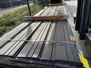Ca. 35x Zweeds Rabat zwart gecoat, 16x195mm, lengte 390cm